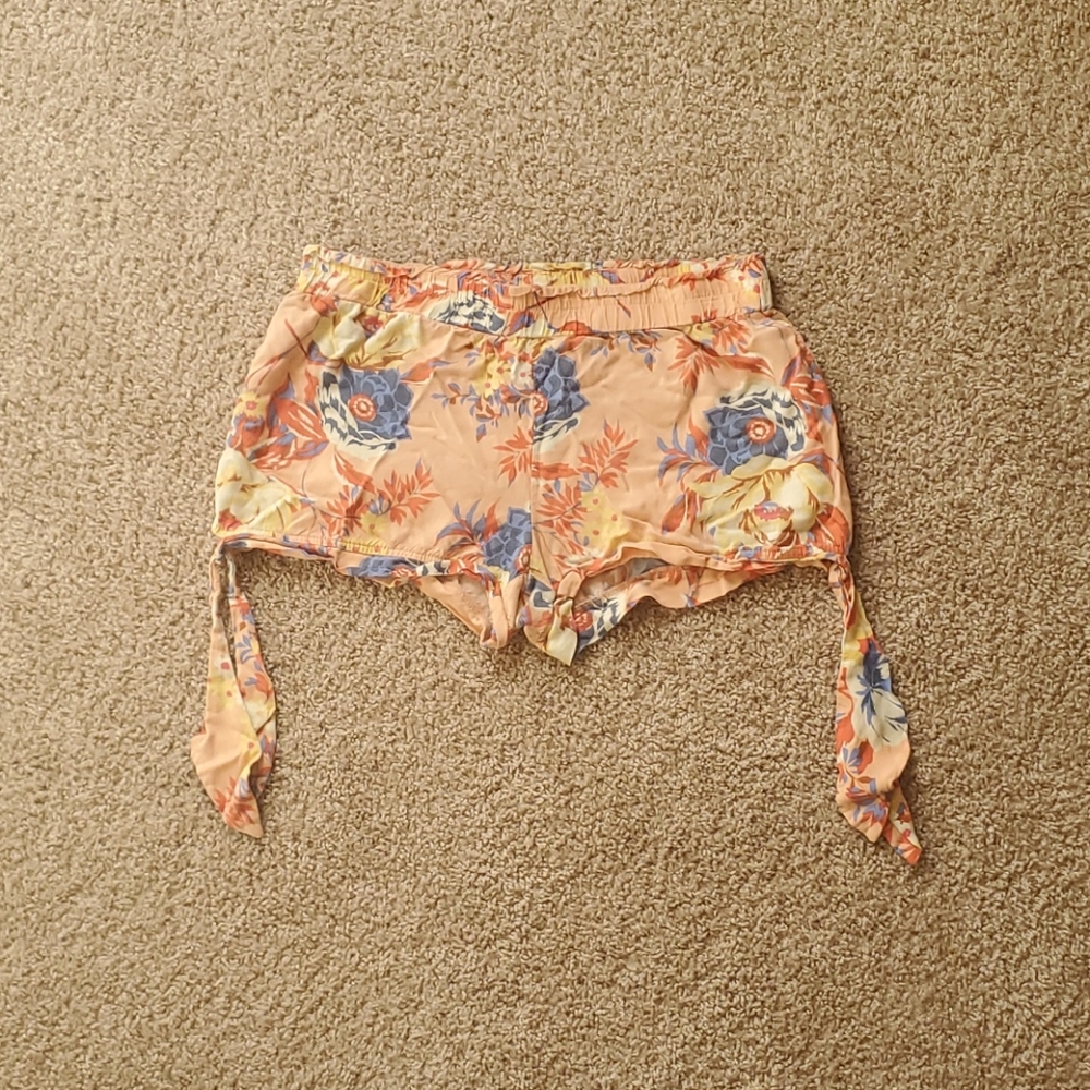 Floral Pink Tie Up Shorts